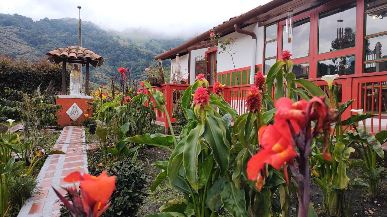 Ecohotel Pinohermoso Reserva Natural Salento Bagian luar foto